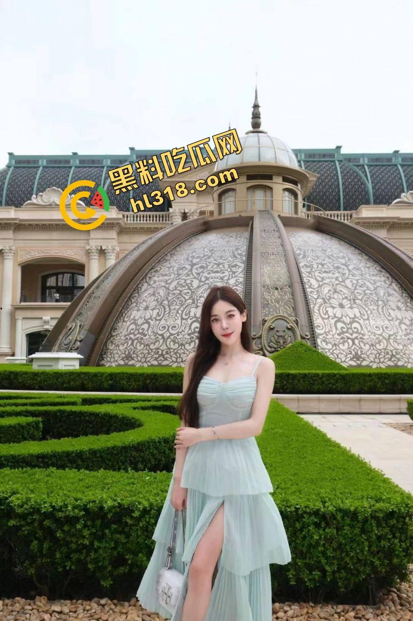 东北精神小妹带闺蜜霸凌妹子,直接让她给自己老弟口,口硬了还让处男老弟直接怼进去释放下!-6