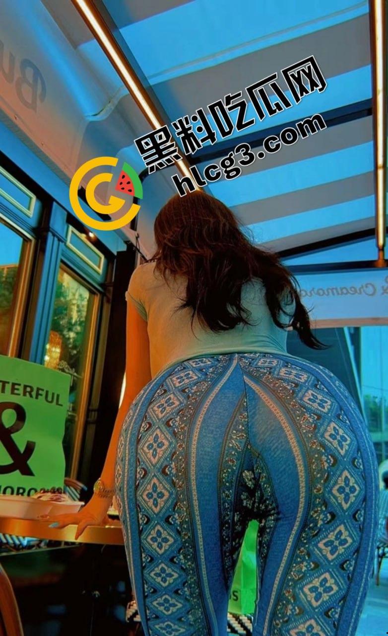 快手微博女神『芷仪宝』大哥私拍视频外泄!1对1露点抠逼喷射自慰视频意外流出,欧洲翘臀让哈登都甘拜下风!-11