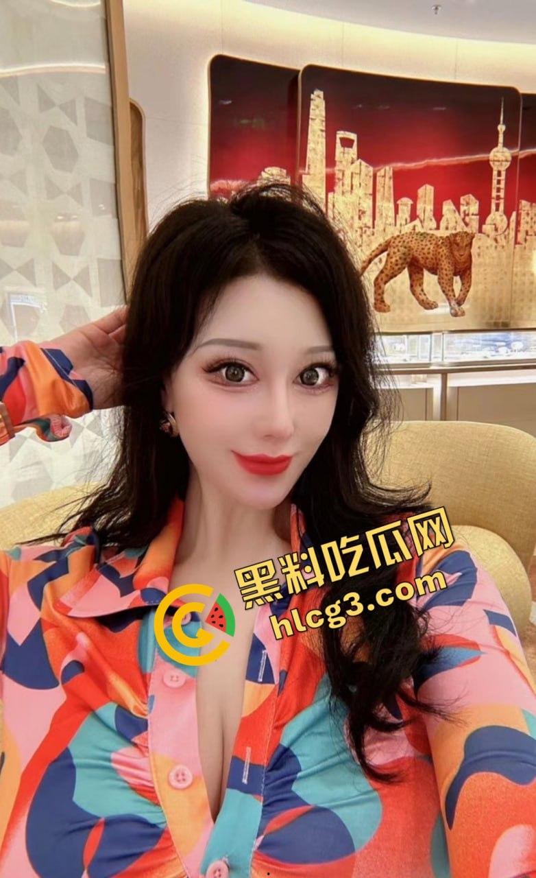 快手微博女神『芷仪宝』大哥私拍视频外泄!1对1露点抠逼喷射自慰视频意外流出,欧洲翘臀让哈登都甘拜下风!-33