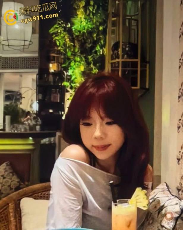 广东深圳骚母狗【赵雅琳】,逼瘾极大每次都要吃大屌,展示口交深喉技巧花样百出, 一线天馒头逼十分诱人 !-1