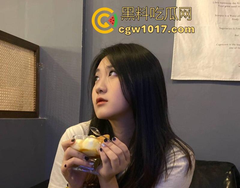 瓜友真实投稿曝光!西南昌豫章师范学院微胖前女友【张嘉雯】跳蛋震颤蜜穴淫水流淌,露脸后入猛操,这身材真有料!-10