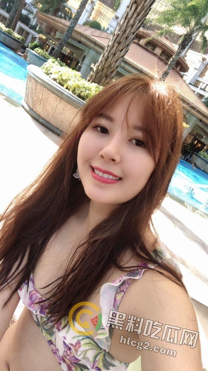 台湾新闻传播大学极品美女生活照与大尺度视频遭ICOLD外泄,床上表现让人惊叹!-10