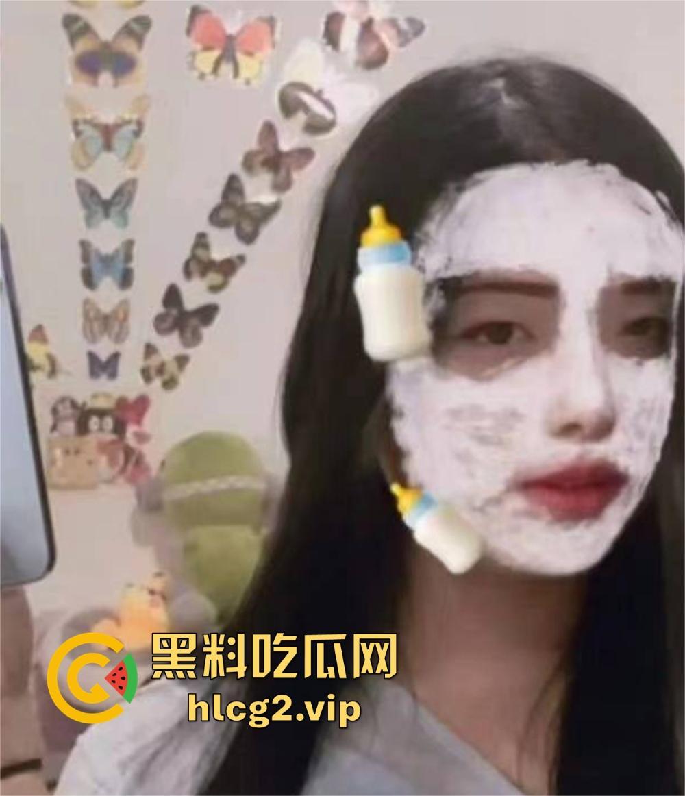 杭州男子陌陌约炮遇大妈,硬着头皮上阵!后入猛操还要边听大妈打电话,剧情真够离谱!-3