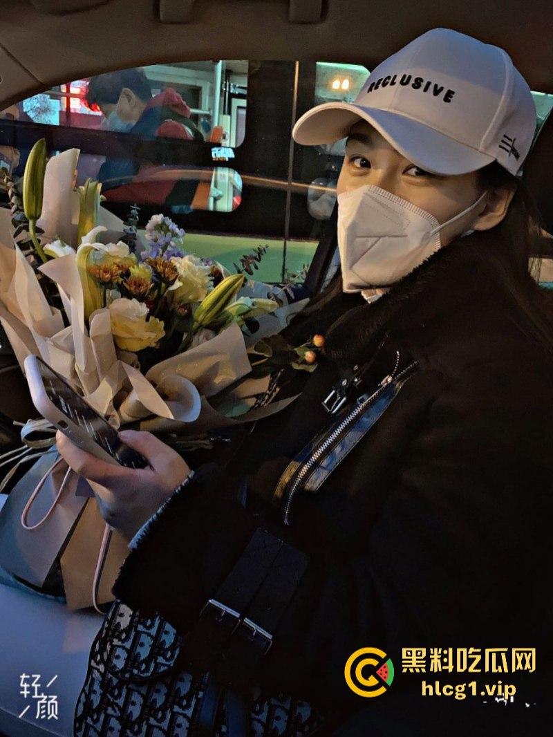 瓜友曝光极品女友 【张佳】 骚货一插就原形毕露骚得一逼 附生活照!-2