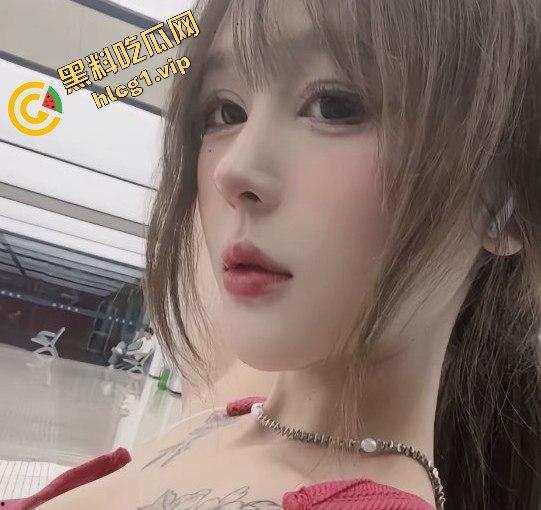 抖音网红精神小妹『还能抱你吗』多人约炮视频曝光!高颜值纹身妹子与多名精神小伙激情放纵!-3