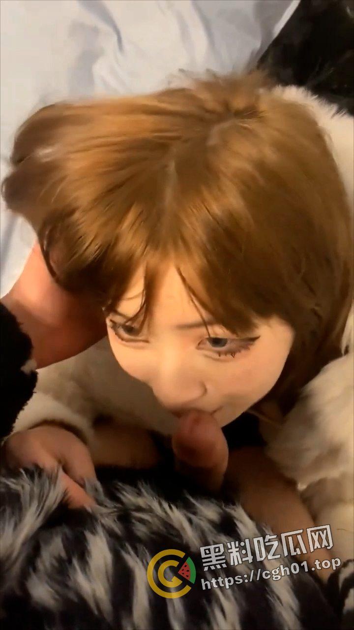 推特【少御的狗】调教超嫩女M模特小母狗 深喉颜射 一脸嫌弃的样子更让人兴奋了 内部资源流出-8