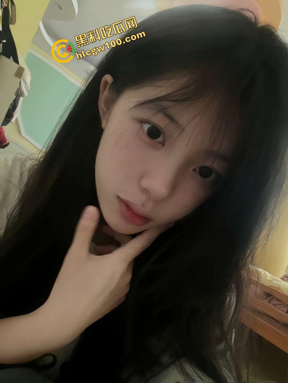 百色职业学院清纯甜美女神【王涵曦】被带坏调成反差母狗,约操大哥口爱爆怼骚逼娇喘!独家曝光流出!-3