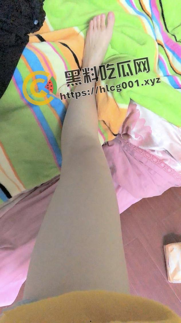 经典永流传!反差婊【李苗】男友视角的性爱记录 温暖的笑容和颤抖的骚穴 今晚就你了-26