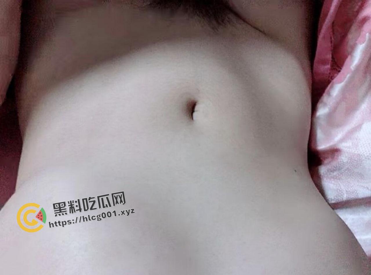 经典永流传!反差婊【李苗】男友视角的性爱记录 温暖的笑容和颤抖的骚穴 今晚就你了-37
