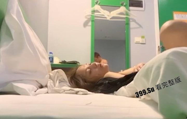 极品美女醉酒 不给上 插进去就老实了 秒变淫娃 很真实,感觉生活中这样的女生很多…-4