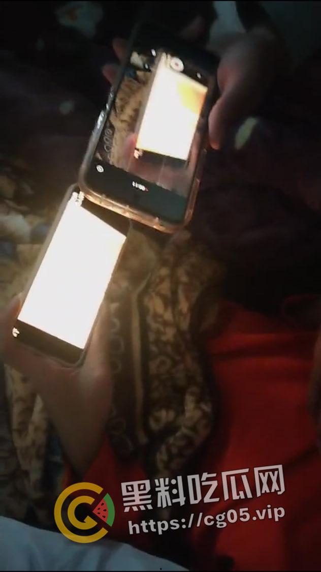 广西初中生宿舍全员老色鬼！集体看片打飞机  竟然还有人打飞机打睡着了  不愧是广西老表-5