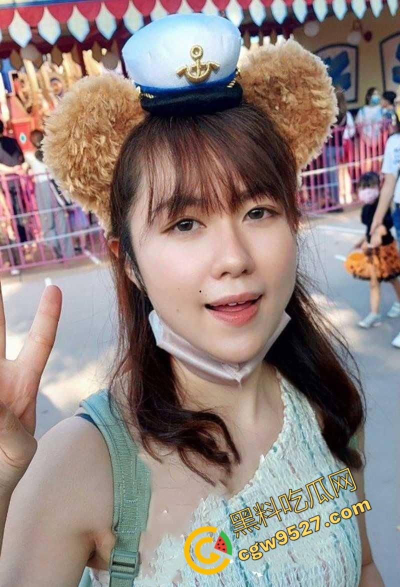 西安人妻刘梅美与老公自拍性爱视频受网友热捧!颜值高,身材纤细,诱人巨乳,粉嫩小穴令人血脉偾张-2