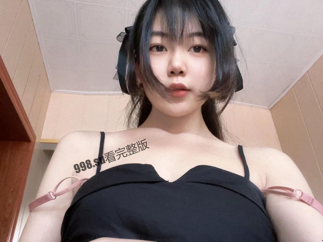 【反差女友】真的好迷人,对镜自慰更迷人-4