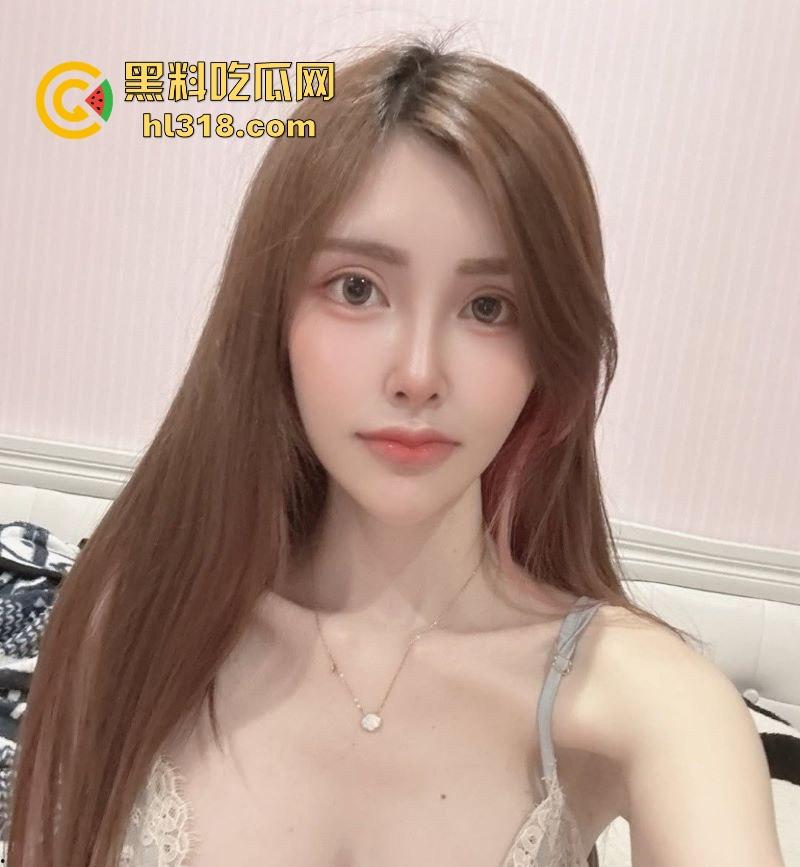 台湾网黄博主【王蘭恩】极品反差御姐,巨乳尤物自拍裸照,露脸揉奶自慰视频大公开!-1