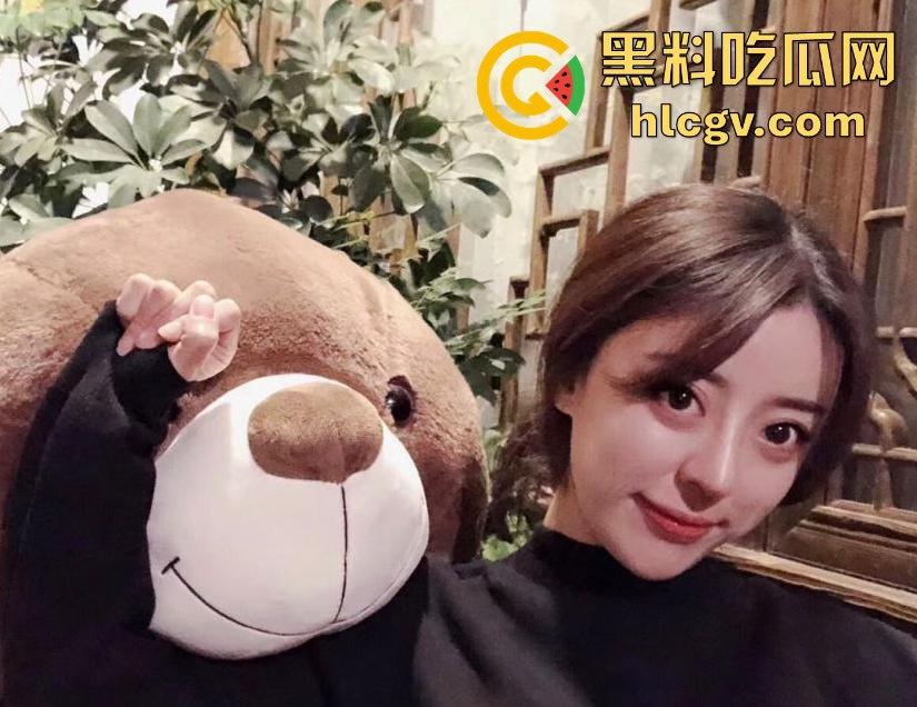 瓜友怒曝三年女友【李玉婷】偷吃丑闻!平时嫌男友脏,背地里给野男人口得比吃海底捞还香!-4