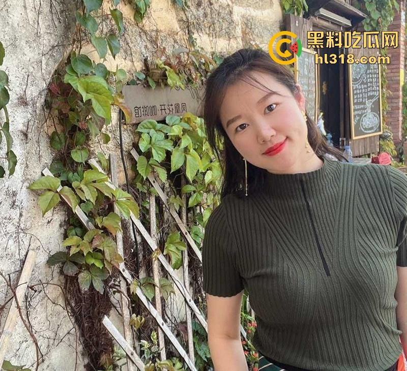 湖南人民医院骚气护士【杨程琳】性欲旺盛多次约炮偷情，敏感秘处被深入挑逗，呻吟声扣人心弦！-4