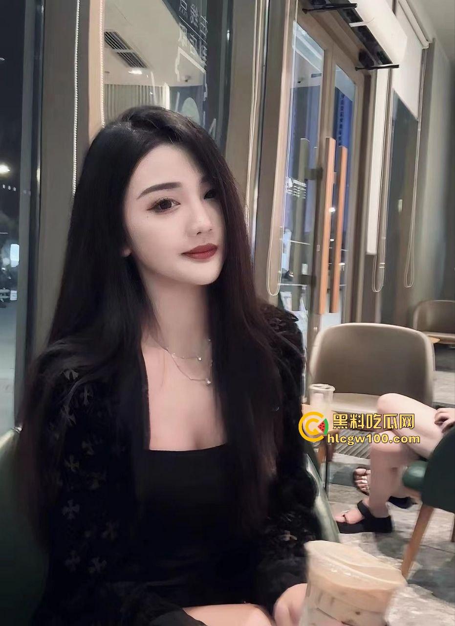 邻里偷情实录,麻将桌上勾搭的骚少妇,老公一出门就开干,69互口倒挂金钩,高潮夹得老王原地喷射!-2