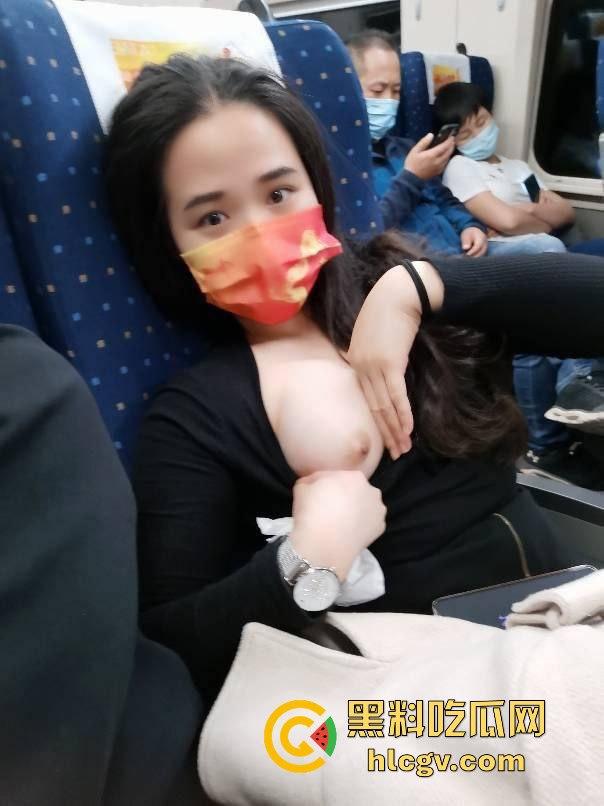 河南洛阳『雷巧燕』野外露出!巨乳大奶婚纱皮裤下的骚动,被调教抠逼露逼十足放荡!-22