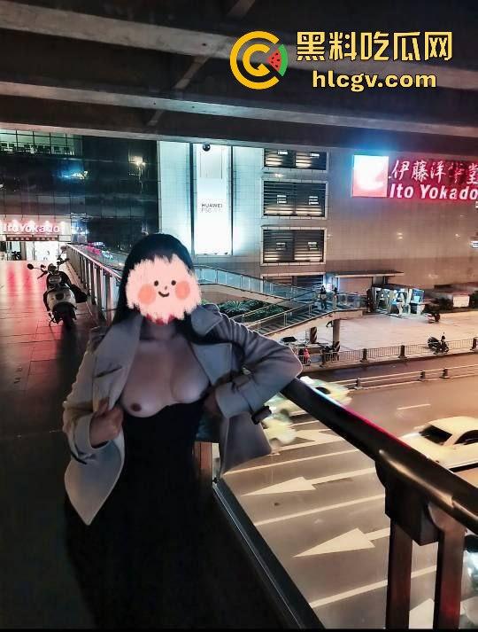 河南洛阳『雷巧燕』野外露出!巨乳大奶婚纱皮裤下的骚动,被调教抠逼露逼十足放荡!-23