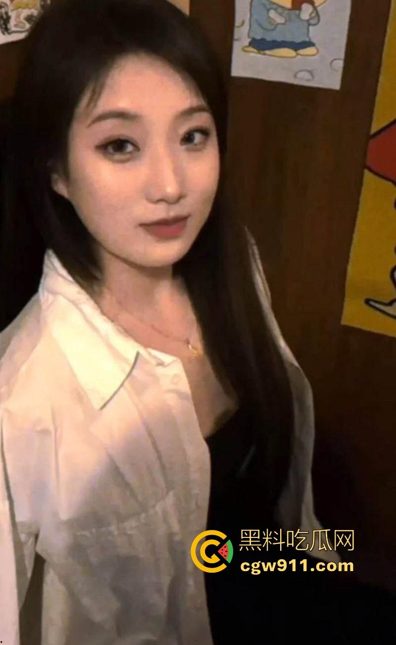 176cm极品模特女友私拍视频流出,黑丝高跟挑逗欲望,全程漏脸自慰,展示极致淫骚母狗的一面!-2