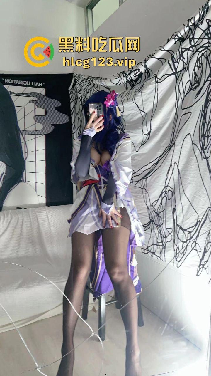 推特反差福利姬【你的kk】10月最新写真泄出,炮机狂插紧致小穴,白浆喷得满屏!-1