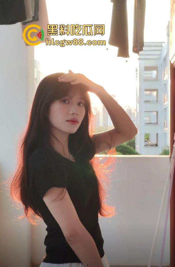 19岁师范浪娃『庄小慧』不恋爱只操炮,周六酒店速干嫩洞来一发,网上母狗骗子横行,兄弟们捅逼别翻车!-5