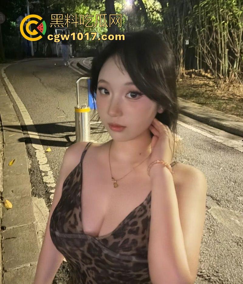 广西大学极品御姐【林瑶】约炮师弟视频曝光,黑丝连体服裹身勾勒完美曲线,口交吞屌多体位激情爆操!-2