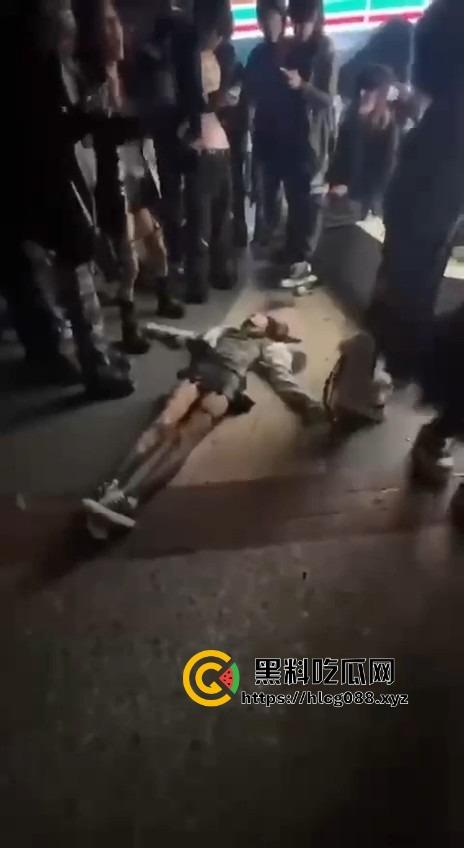 广州TRAP视觉OD音乐节大瓜，小妹嗑药嗨过头把自己嗨死，闺蜜摸胸扯丝袟还玩飞人，OD群体直接嗨进棺材！-10