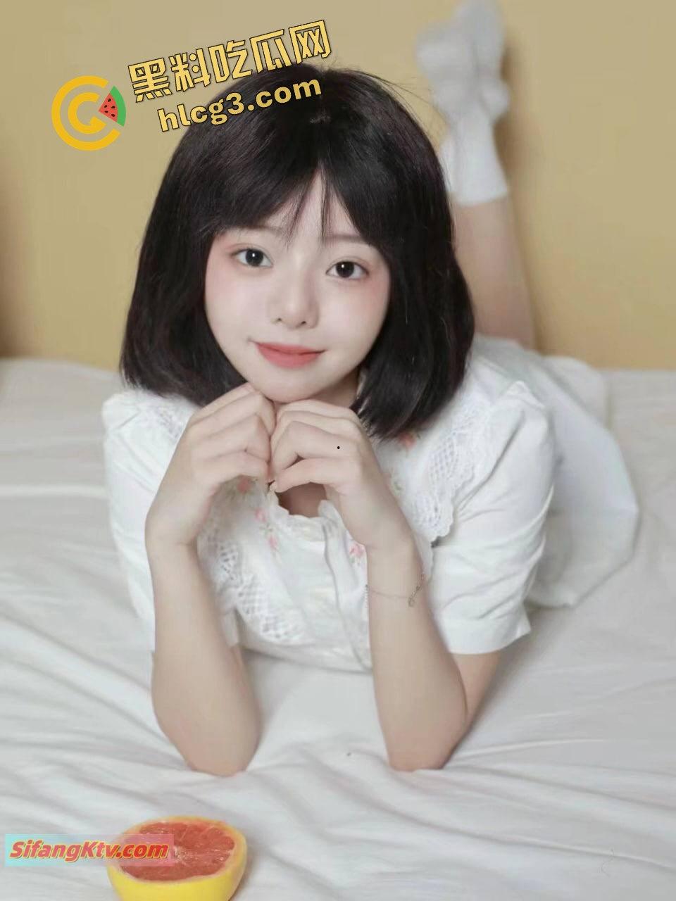 惠州顶级清纯小太妹『杨佳』鹅蛋小脸粉嫩美穴 口交嗦屌视频泄密!-2