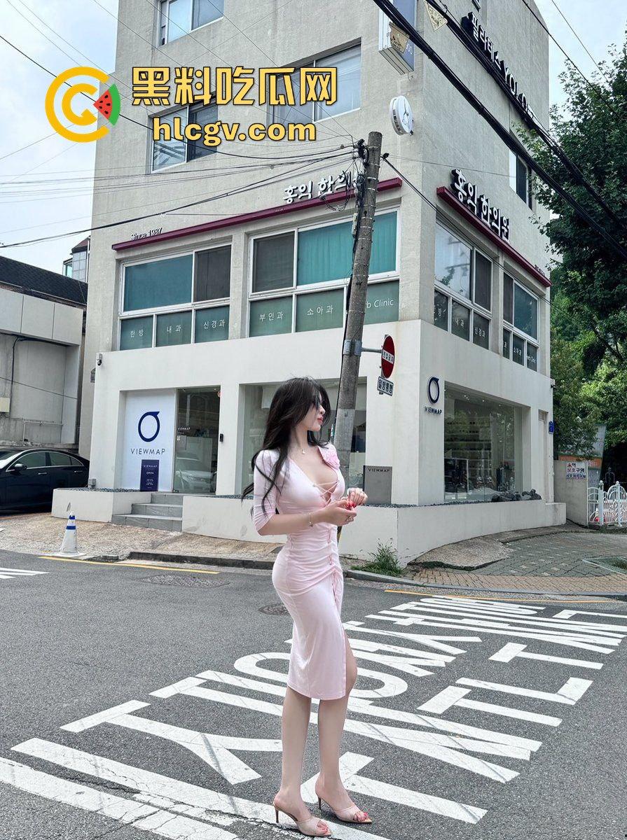 上海高颜值外围女【sweet】白天露出晚上拼床!一份钱挣两份,兄弟们快来品品细糠!-8