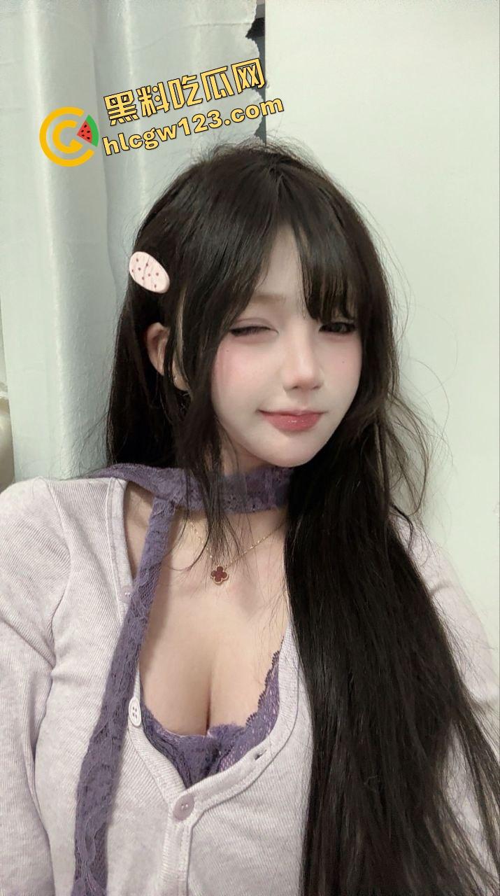 南宁精神小妹旅馆玩命,无套狂插中出喷满B,爽完上传QQ群开始卖片换烟钱,这种货色只适合操!-2