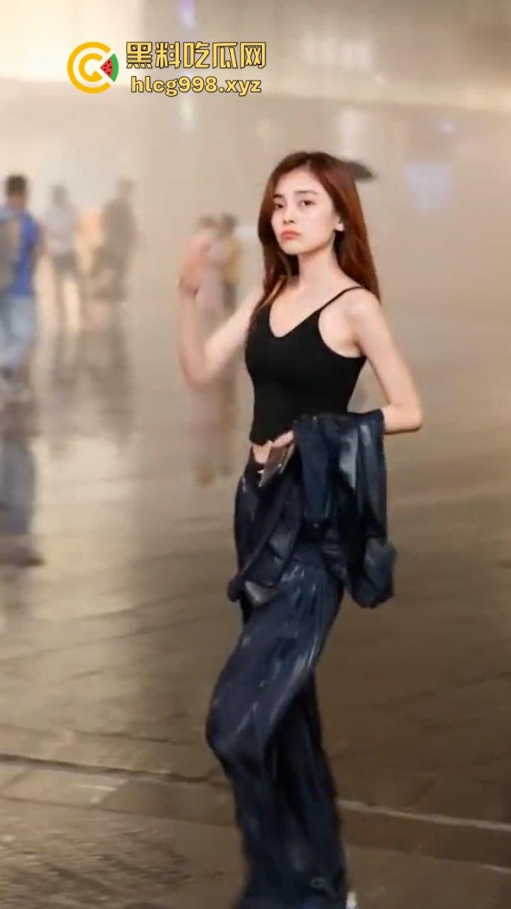 著名平面模特【薛柳欣】因赌博身败名裂后下海裸模赚钱 这么好的身体就该拿出来分享!-1