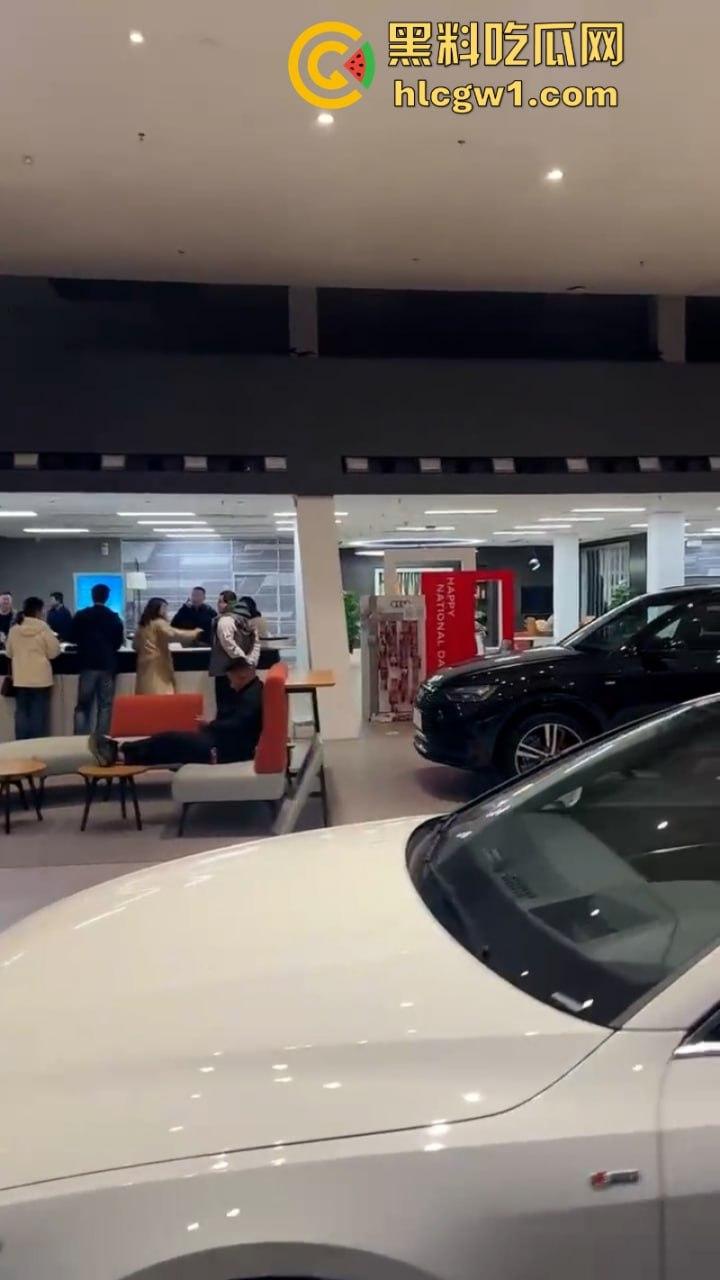 天津永濠奥达4s店关门卷款跑路 现场汽车无人问津 进口车现在这么惨吗？-7
