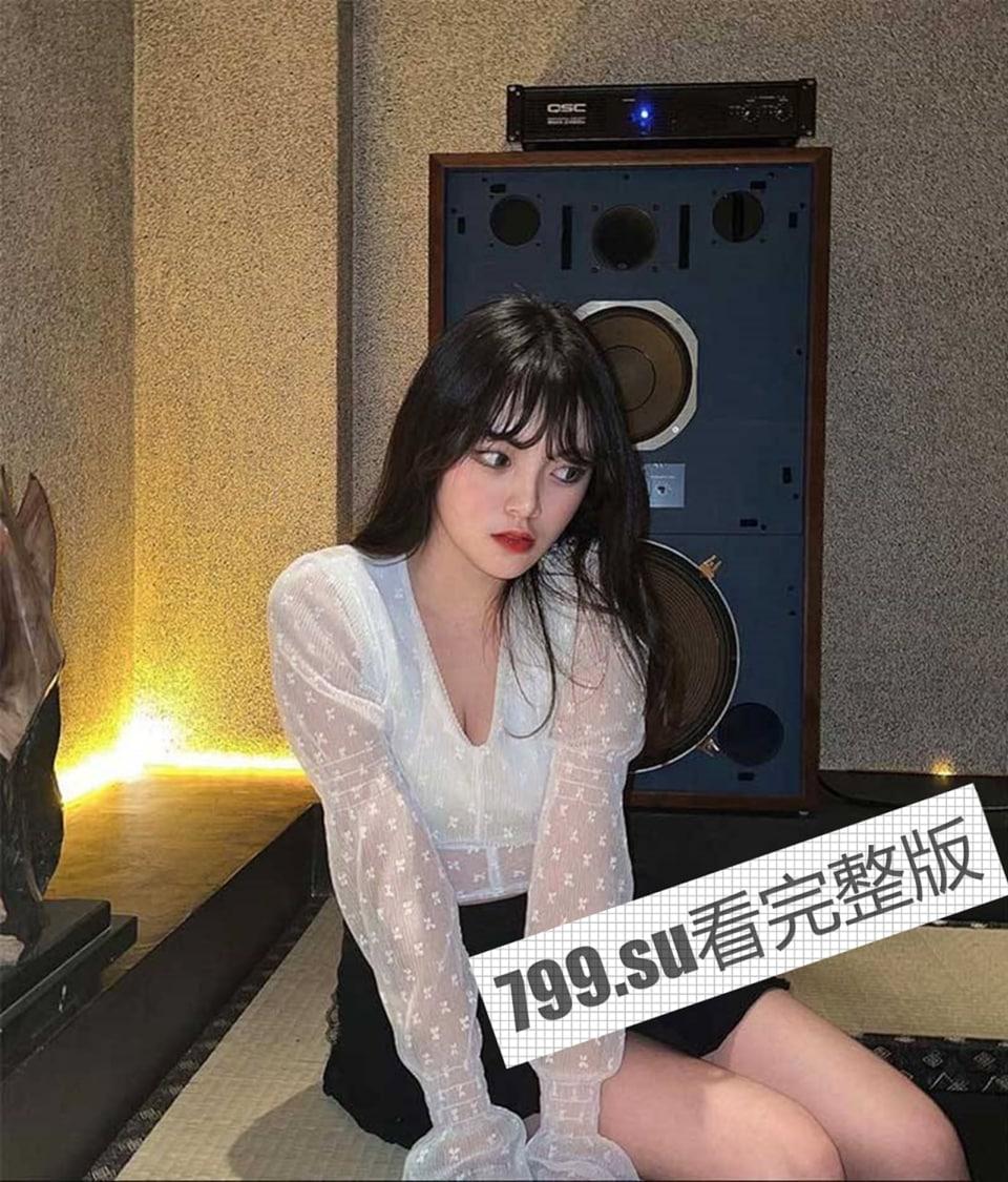 前女友系列 超漂亮的翘臀小网红 男友报复性爱视频惨遭泄漏-3