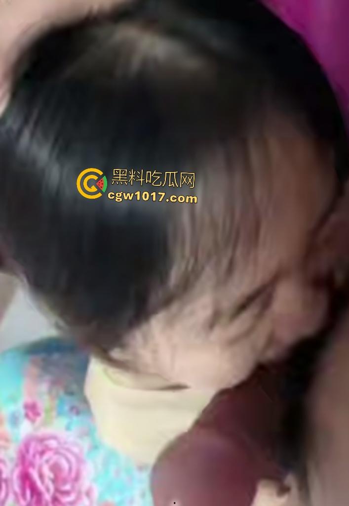 北京舞蹈学院女神【兰澜】,貌美如花反差婊,戴前男友眼罩给金主深喉口交,生活照甜美床上骚浪太反差了!-2