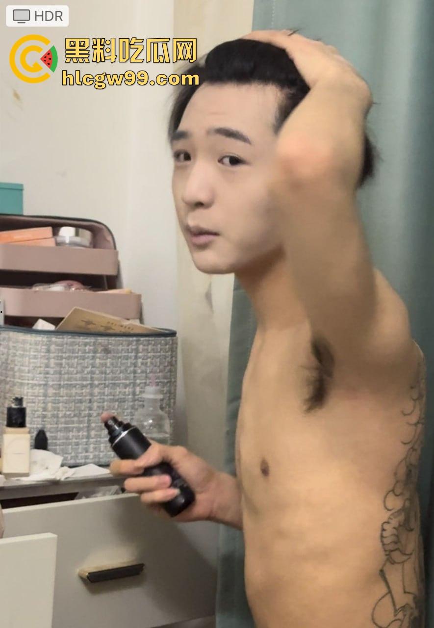 上海故事汇!淮海男模【鲍煜强】打气 软饭 下头男前女友开斯跟不雅视频曝光,常年pua黄赌毒全占!-8