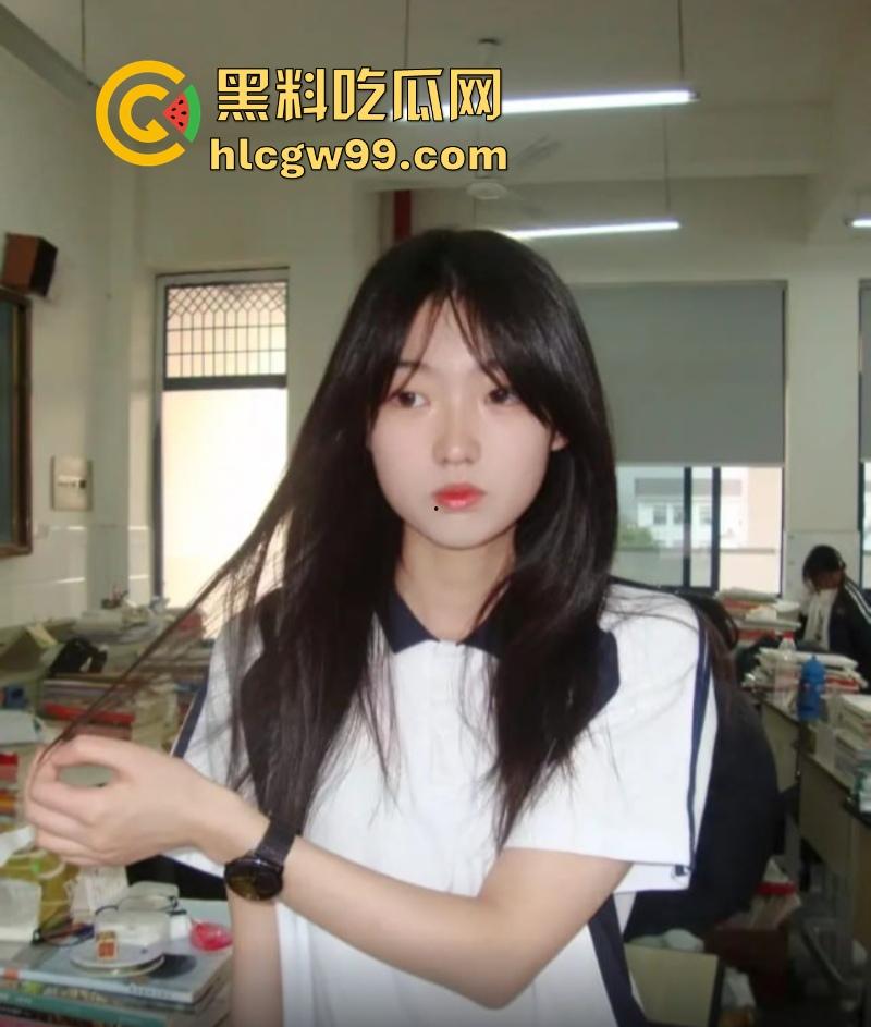 穿着校服的福建女高中生【王轶】与男友偷吃禁果视频泄密，嫩得逼人，肏得爽歪歪，果然女孩就是比女人更嫩！-10