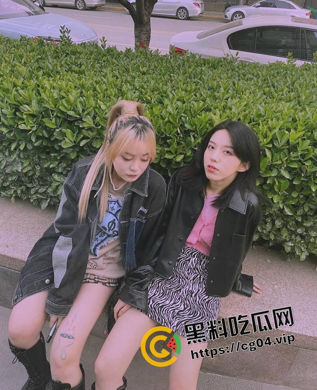 陕西西安媚黑母狗【王彦纯】 跨年夜被灌醉下药给黑人轮奸当性奴-6