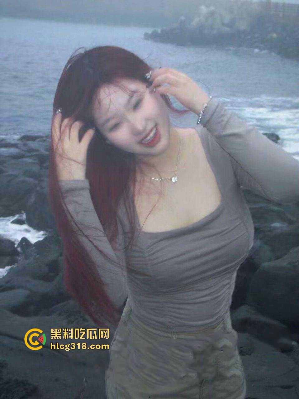 杭州师范大学巨乳学妹【林澄澄】微胖小母狗,年纪不大,骚逼雀黑堪比新西兰乌金鲍,不知道有多少人操过!-3