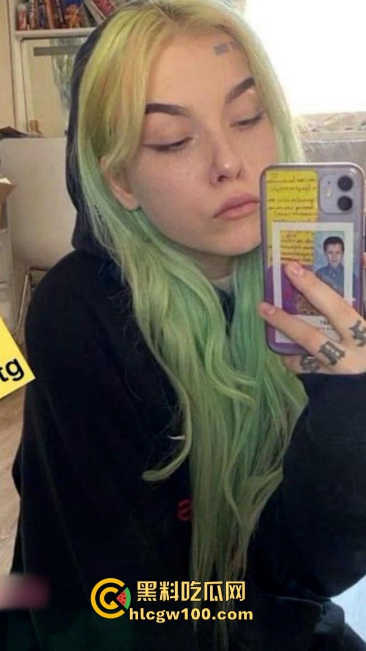 恐怖慎点！花季少女集本献祭 跳楼卧轨头身分离各种血腥自杀场面-18