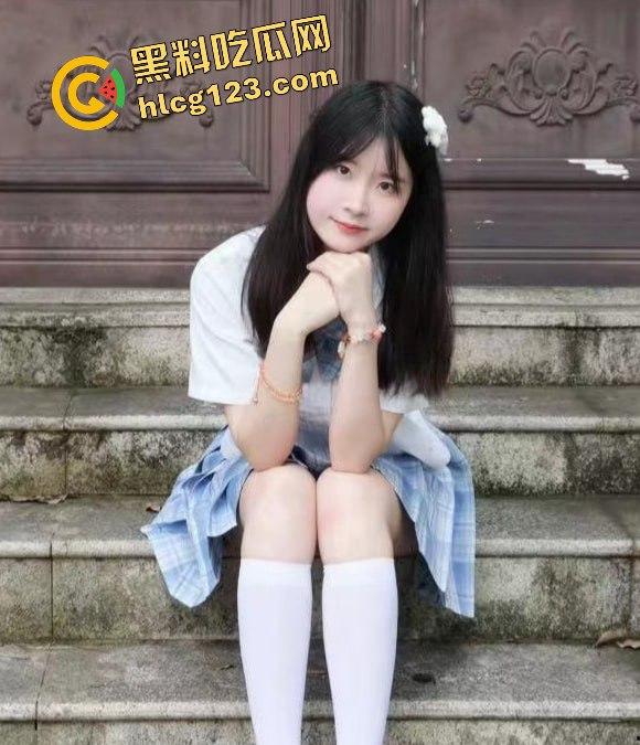 杭州美院JK学妹高子薇被男友疯狂调教，无毛白虎嫩穴对镜抽插自嗨，骚得飞起！-2
