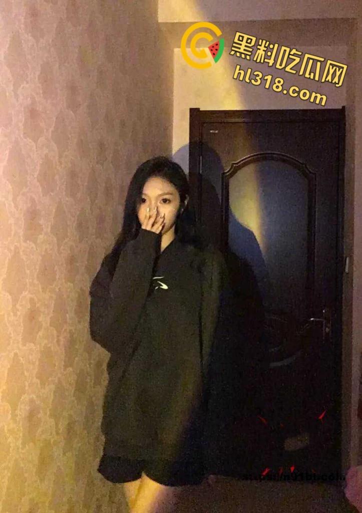 青岛农业大学【宋冉冉】,首次下海经验不足被骗炮,还被渣男中途摘套内射,现在大学妹都这么单纯吗 ?-4