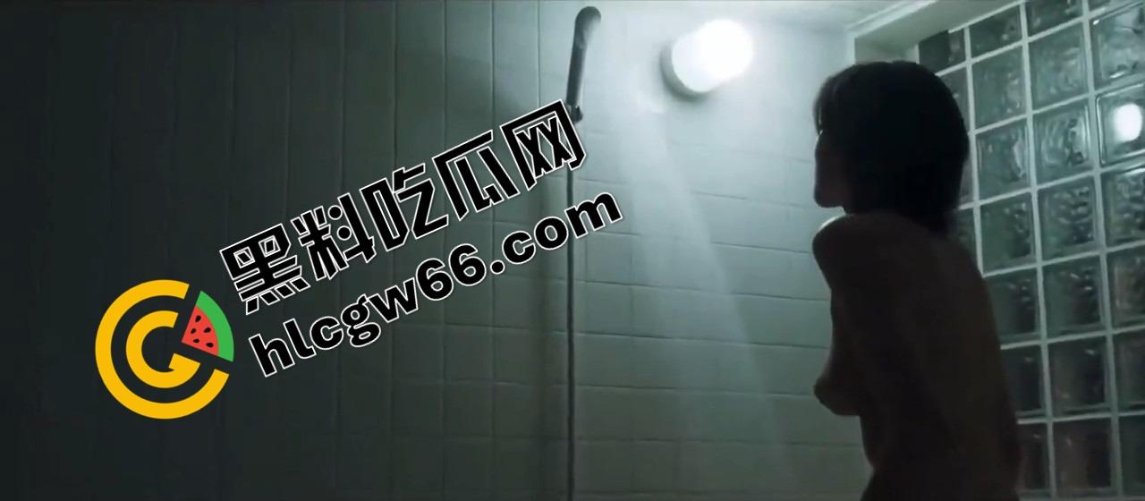 连女人都想舔的白奶【三吉彩花】首次露点片段疯传，奶子好大好翘简直就是尖椒巨乳，日本男星估计操烂她了！-12