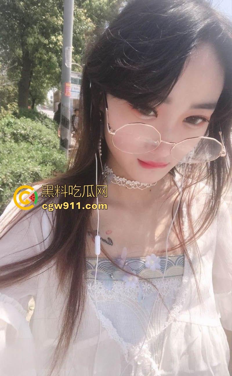 安徽大学大三师姐【王诗语】约炮视频曝光,校园女私下却是反差骚母狗,跪舔爆操调教,猛插蜜穴臀汁水四溅!-3