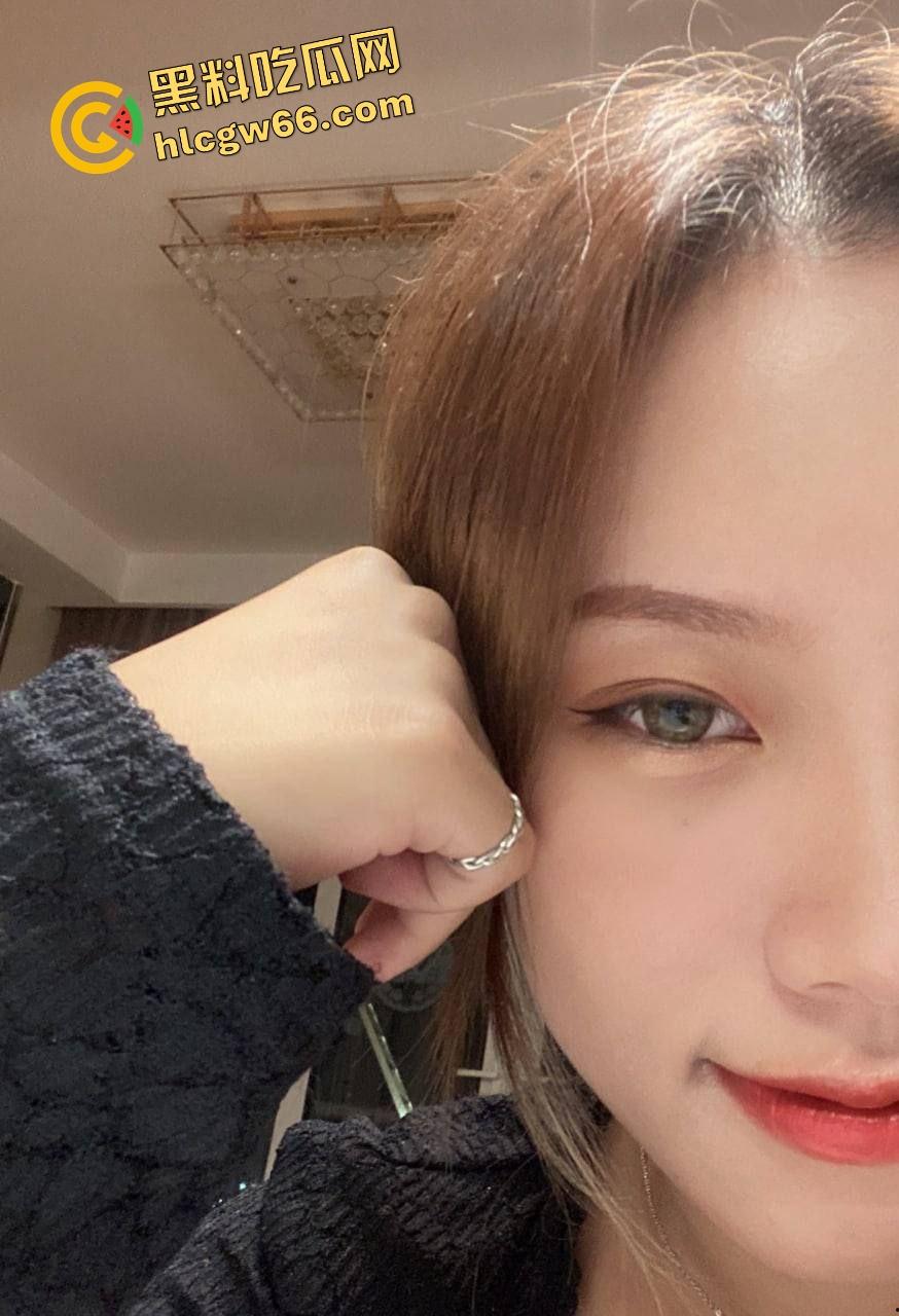 闺蜜卧底变情妇,天津巨乳少妇『李丹 』我老婆的闺蜜竟然成了我深夜在浴室猛操两小时的发泄母狗?-1