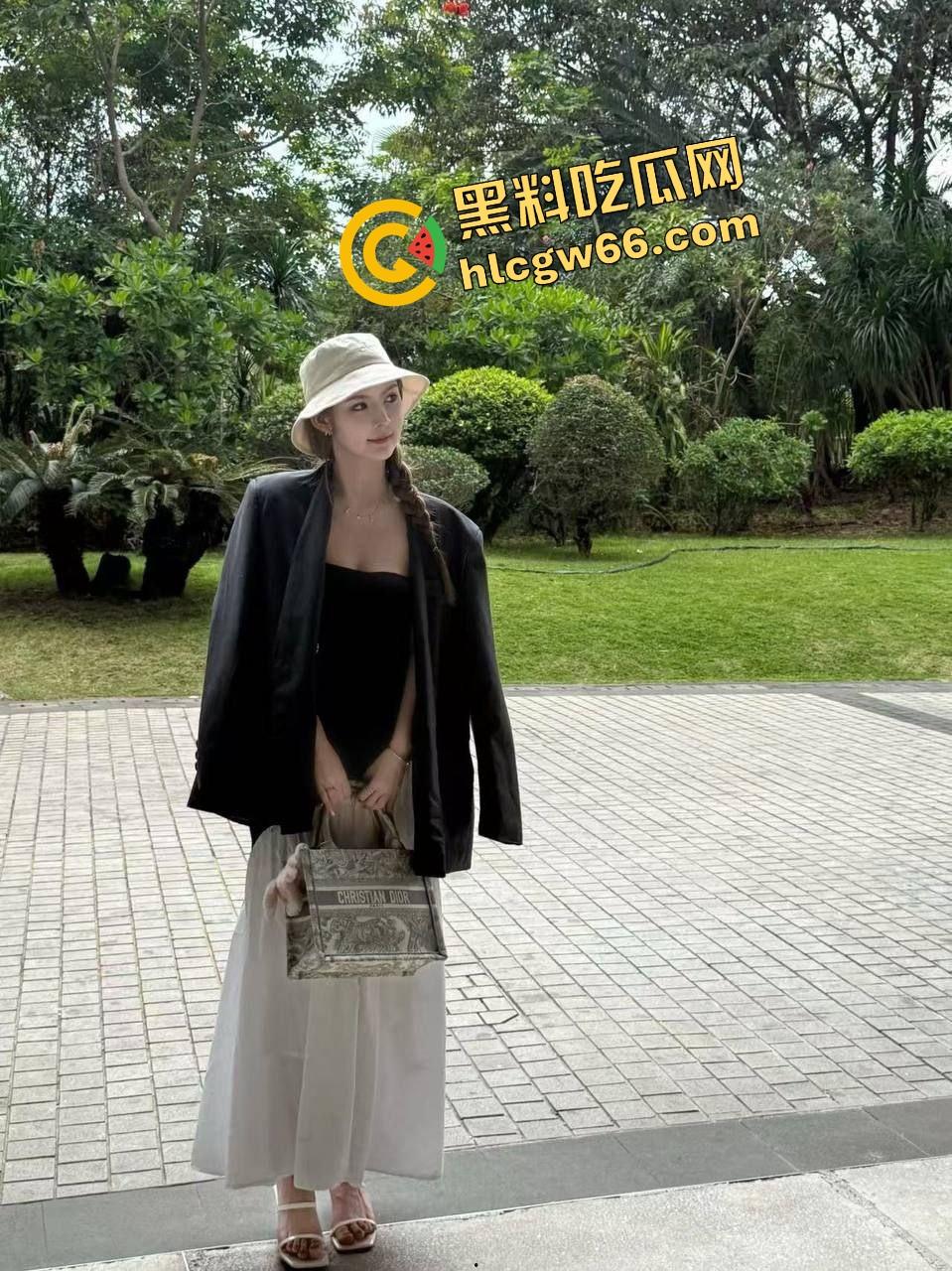 闺蜜卧底变情妇,天津巨乳少妇『李丹 』我老婆的闺蜜竟然成了我深夜在浴室猛操两小时的发泄母狗?-8