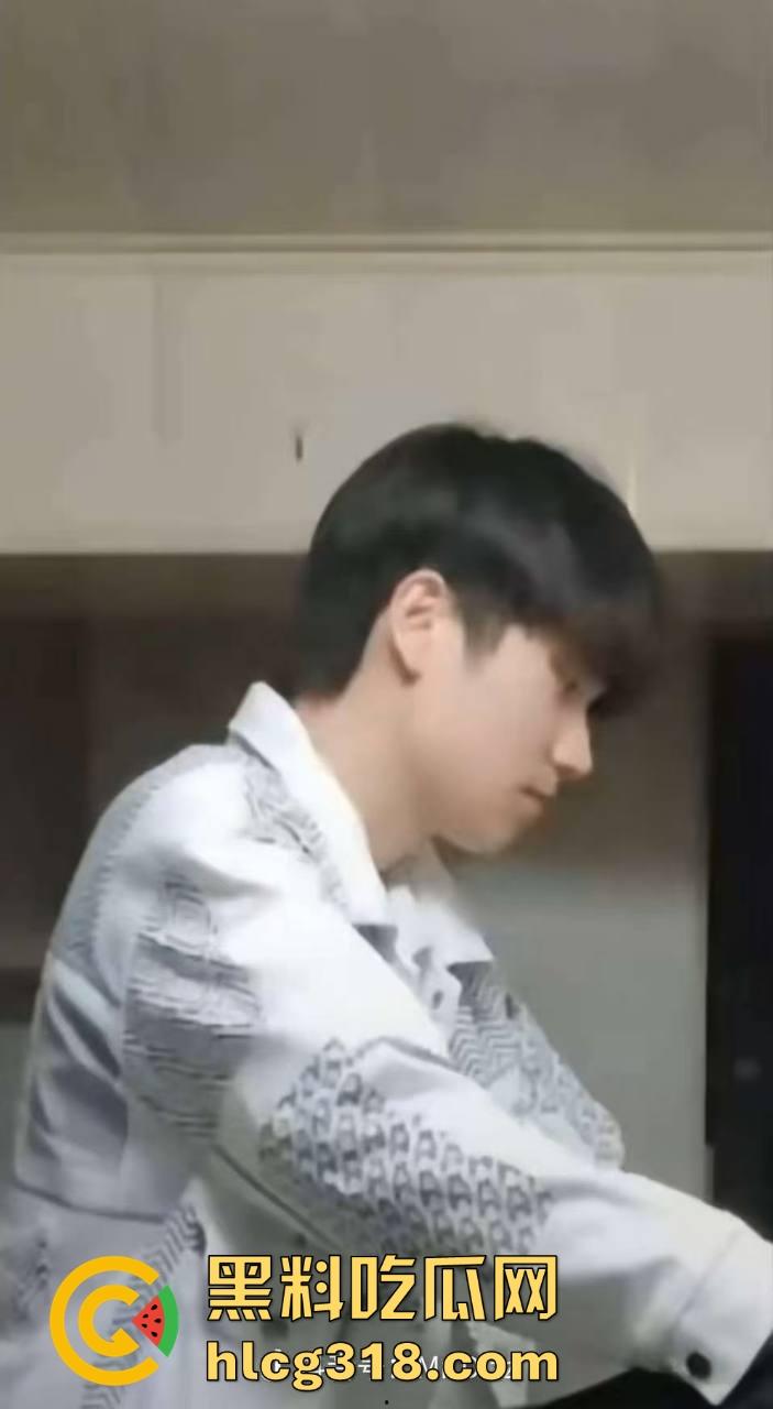 抖音热瓜『阿红』男扮女装约直男健身教练、小鲜肉肌肉男,中门对屌只打高端局,当代第一个千人斩伪娘!-26