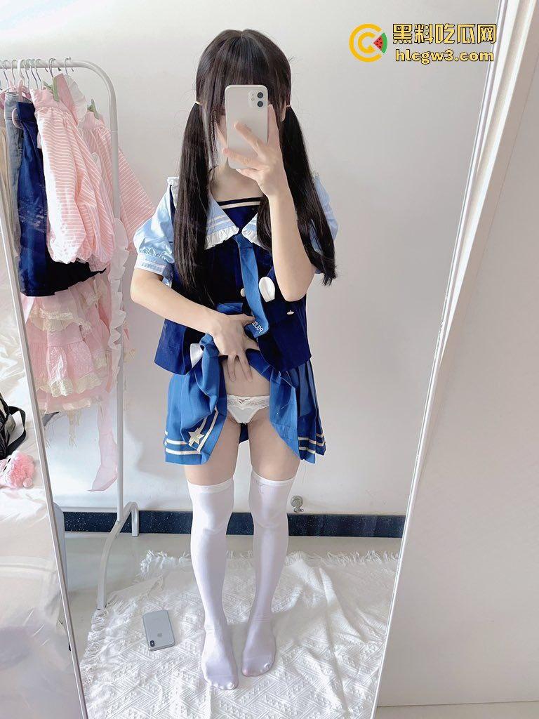 推特极品少萝浙江清纯双马尾【小怡1】，粉嫩白虎粉鲍诱惑满满，青春气息让人顶不住！-11