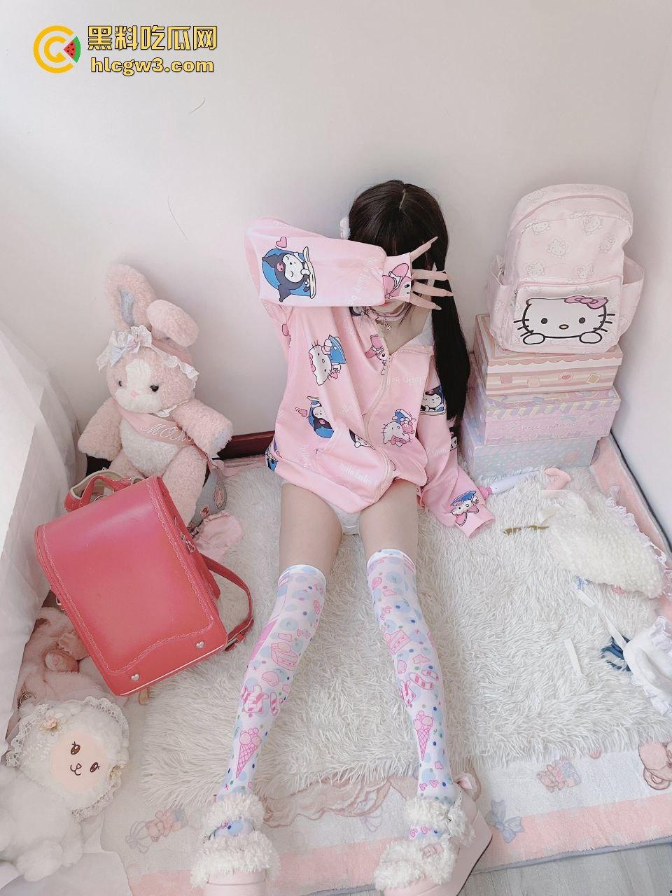 推特极品少萝浙江清纯双马尾【小怡1】，粉嫩白虎粉鲍诱惑满满，青春气息让人顶不住！-22