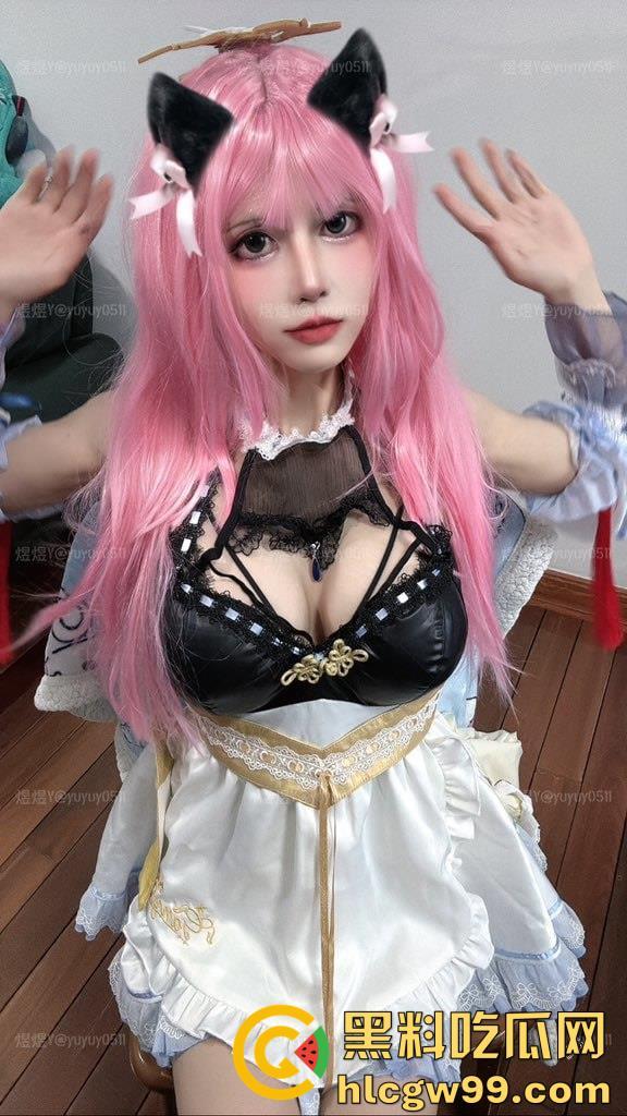 顶级CosG奶萝莉美少女福利姬【煜煜】黑丝性感情趣装裸舞，一线天美鲍榨汁自慰-15